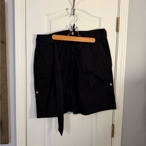 White Stag Black Women's Bermudas
